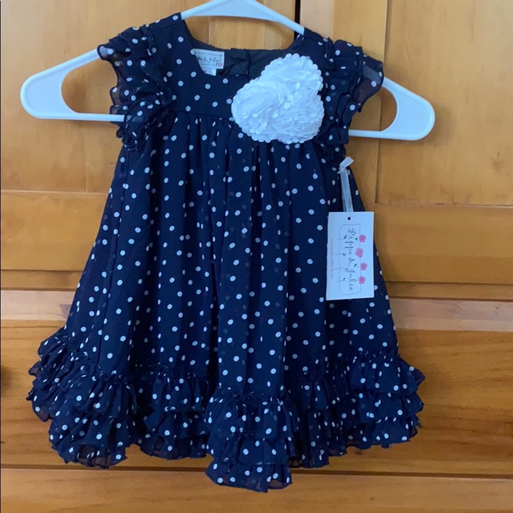 Girls ruffle dress